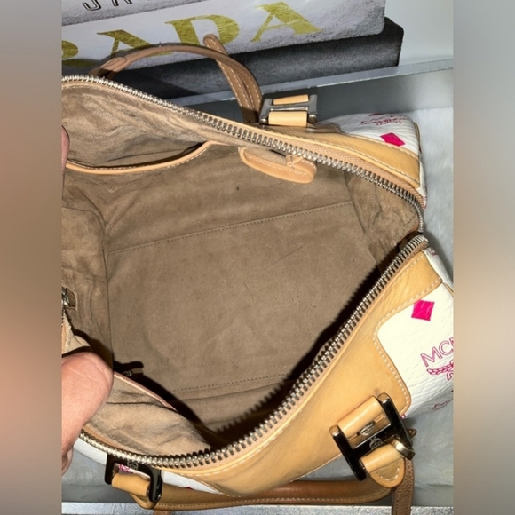 MCM Women's Tan White Pink Boston Bag With COA & Dust bag Pristine Condition - Picture 6 of 10